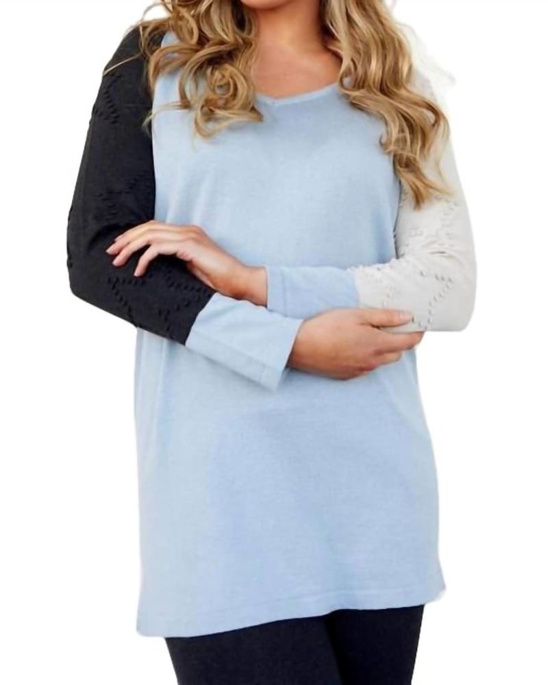 Front of a model wearing a size LG Color Block V-Neck Pullover in Ice Combo in Ice Combo by ANGEL. | dia_product_style_image_id:327588